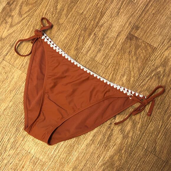 Shade & Shore Other - Shade & Shore Brown with Cream Triangle Trim Side Tie Bikini Bottom Size XL